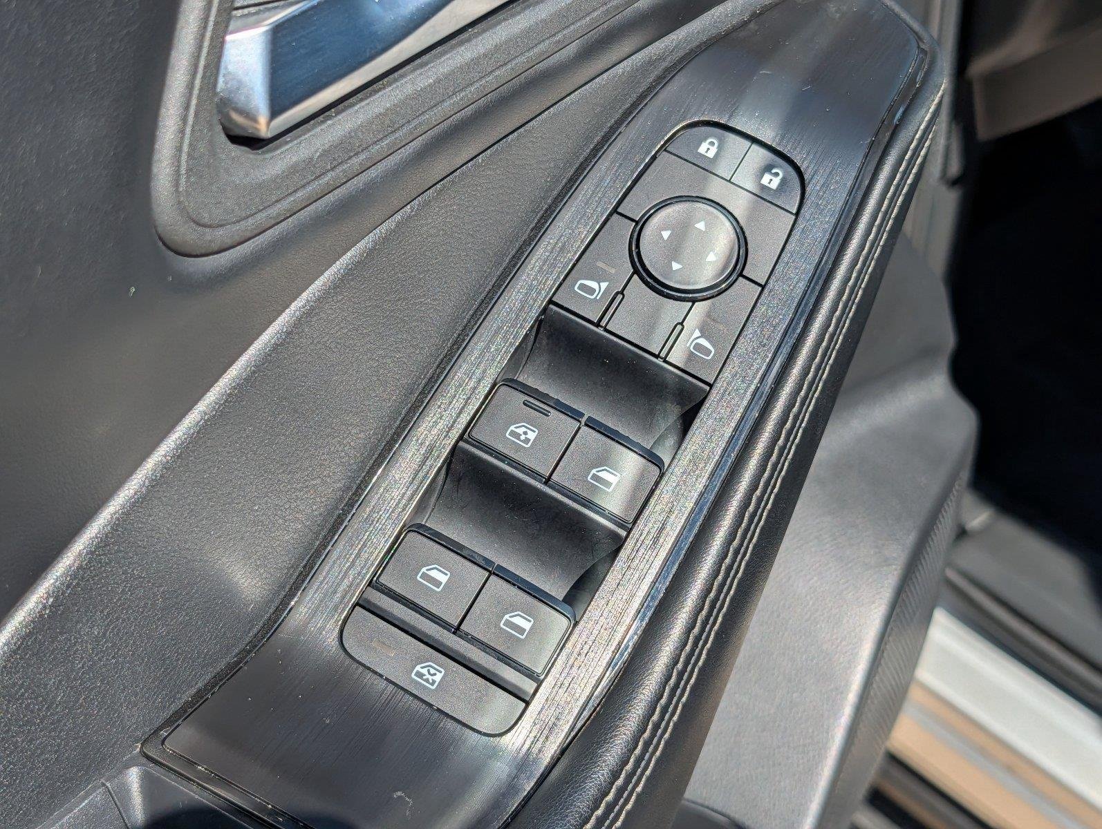 Used 2025 Brilliant Silver Metallic Nissan SV image 15