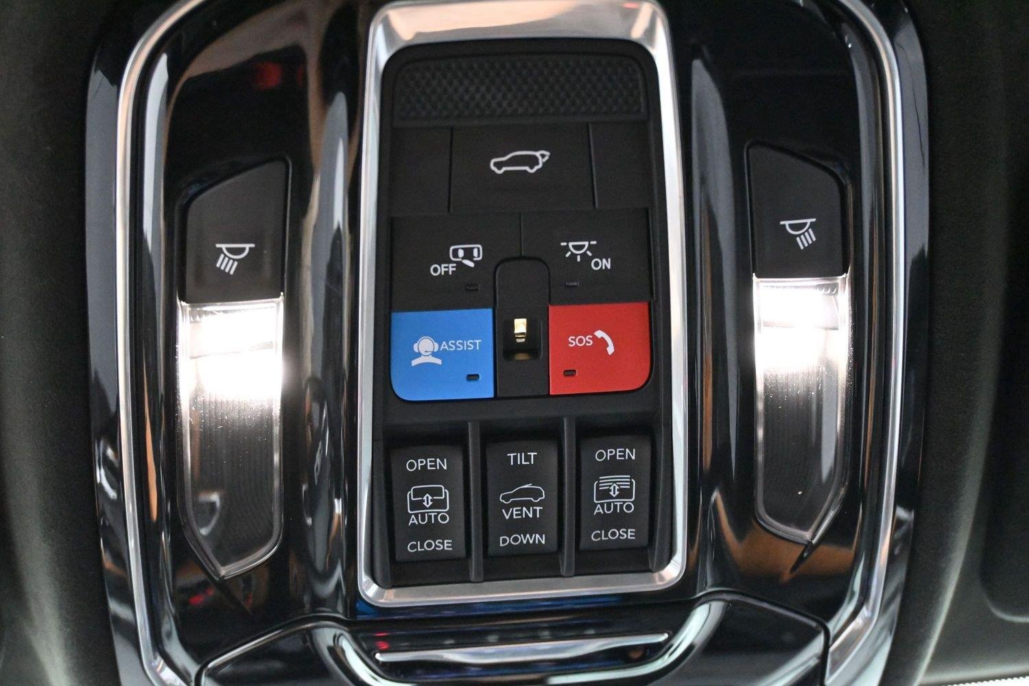 Used 2022 Baltic Gray Metallic Clearcoat Jeep Summit Reserve image 26