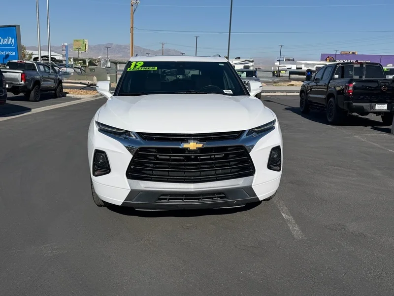 Used 2019 SUMMIT WHITE Chevrolet Premier image 8
