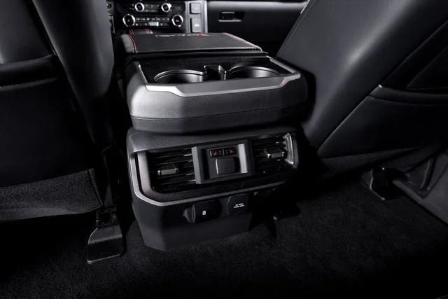 Used 2024 Shelter Green Ford Raptor image 27