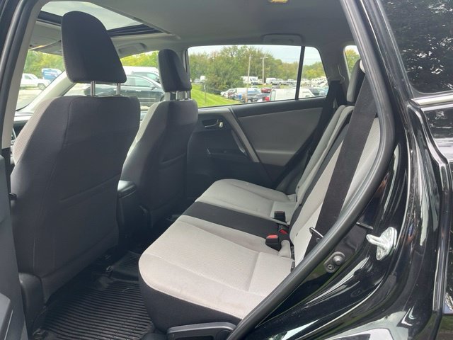 Used 2018 Black Toyota XLE image 11