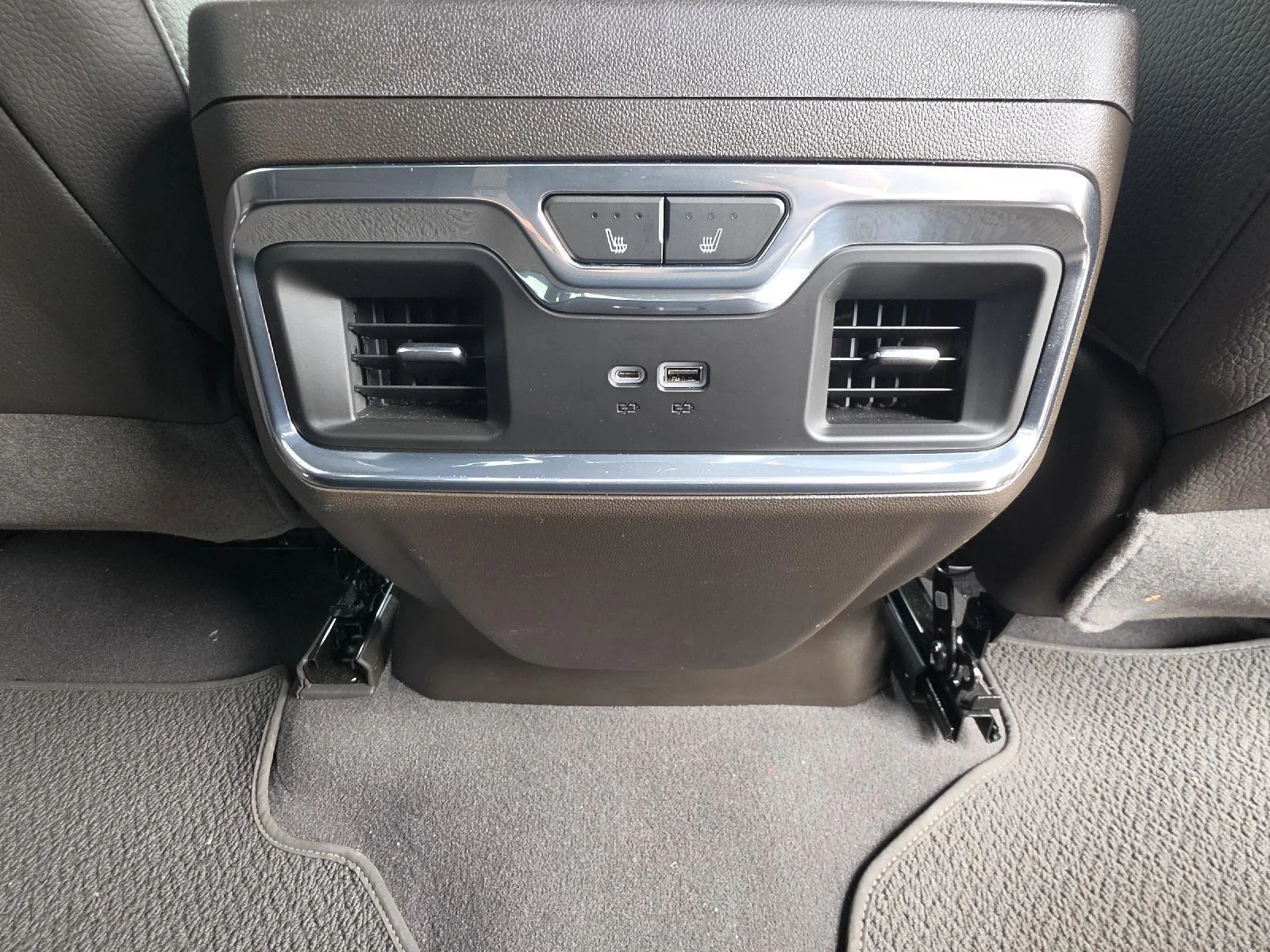 Used 2023 Volcanic Red Tintcoat GMC Denali image 31