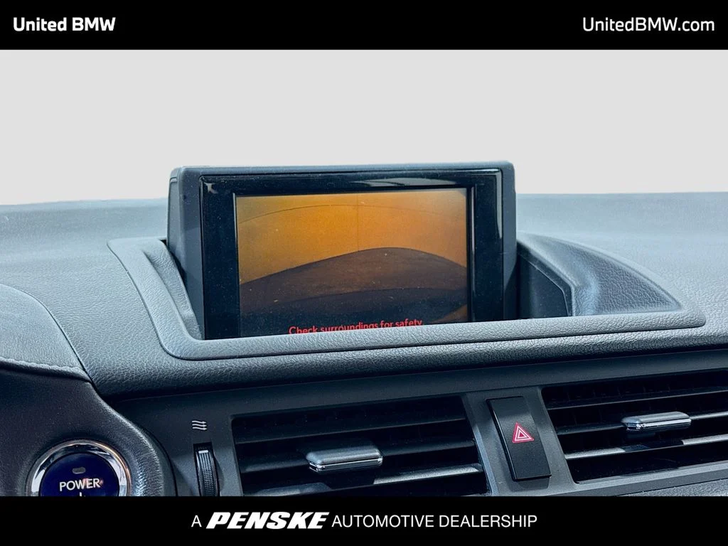Used 2012 Obsidian Lexus 200h Premium image 9