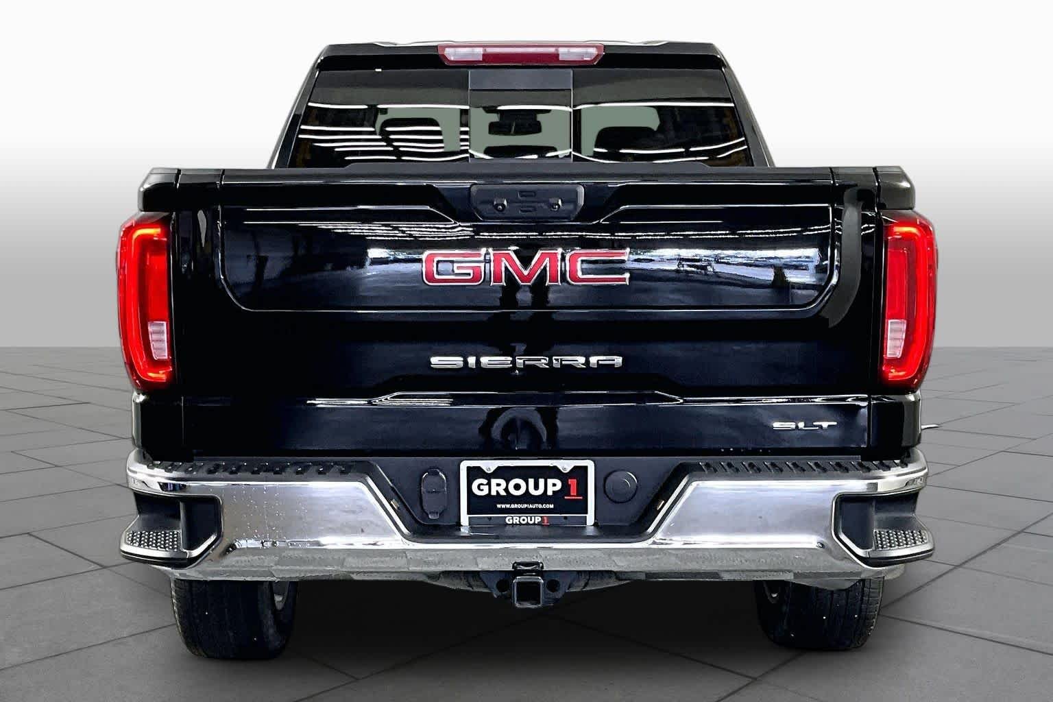 Used 2023 Onyx Black GMC SLT image 5