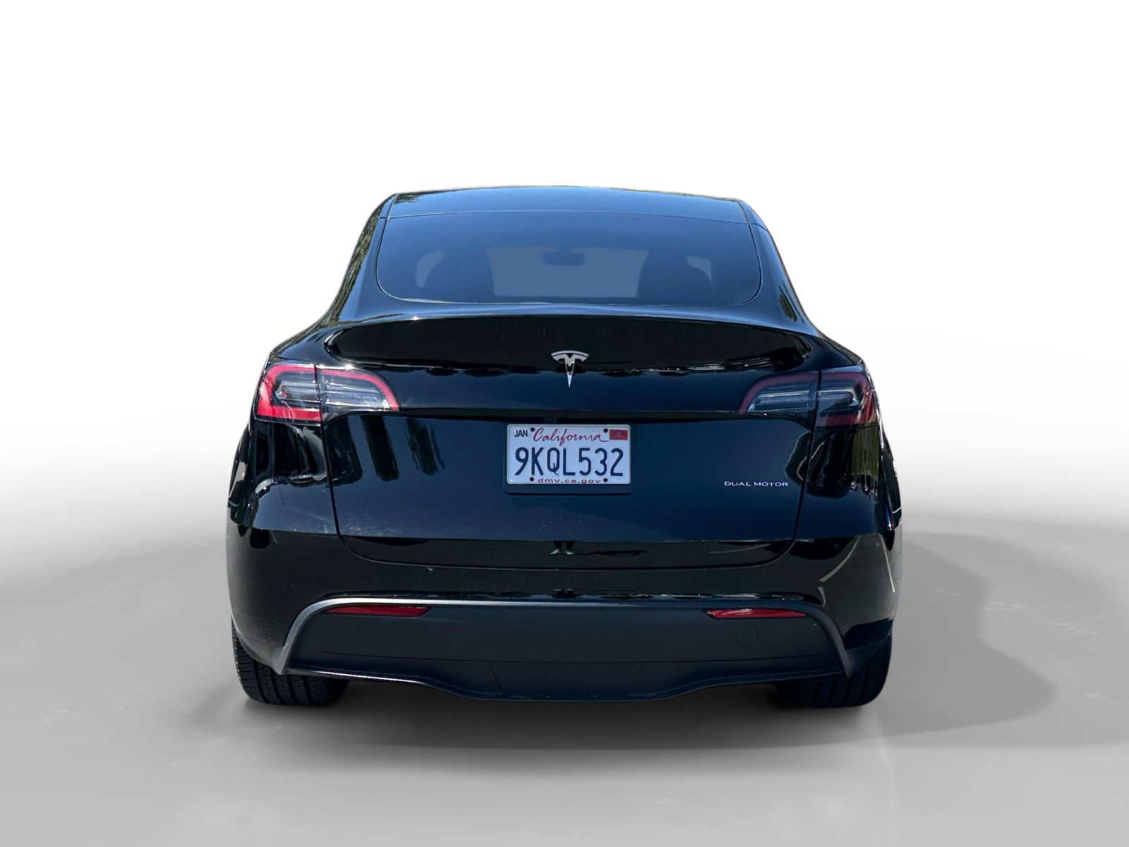 Used 2023 Solid Black Tesla Standard Range image 4