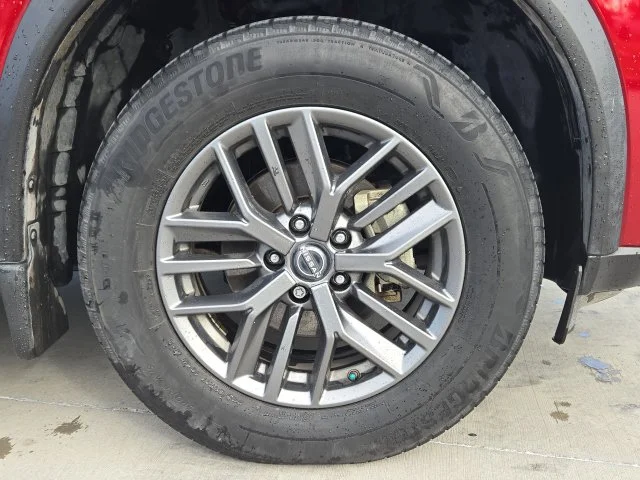 Used 2023 Red Nissan S image 7