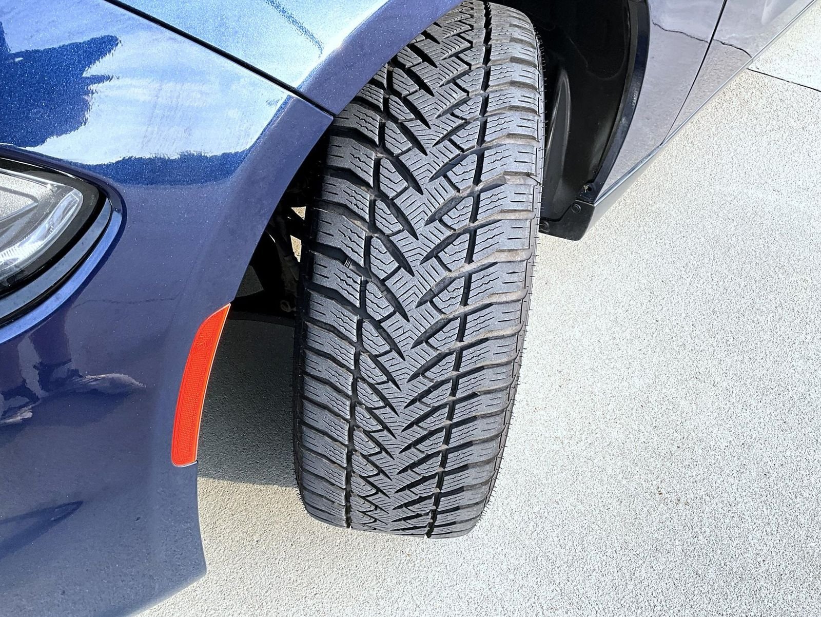 Used 2017 Blue Dodge Police image 25