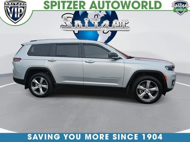 Used 2021 Silver Jeep Limited image 10