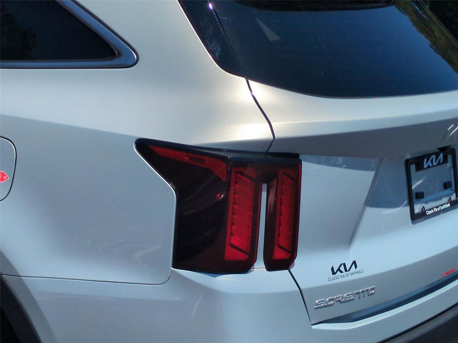 New 2026 Ivory Silver Kia S image 12