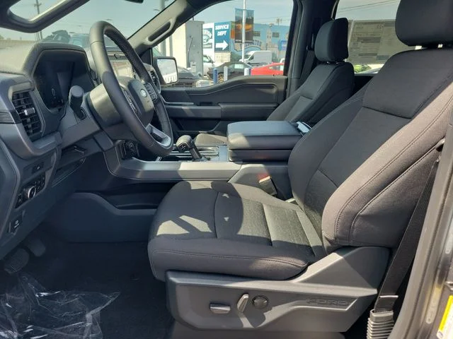 New 2026 Carbonized Gray Metallic Ford XLT image 20