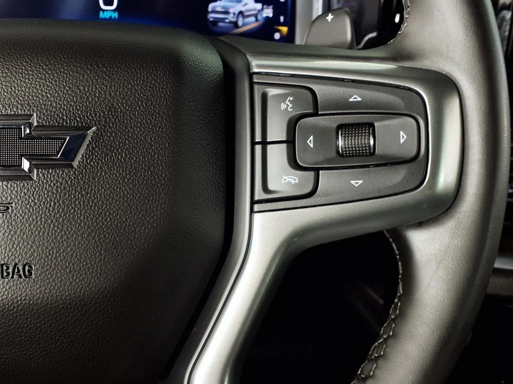 Used 2025 Slate Gray Metallic Chevrolet RST image 20