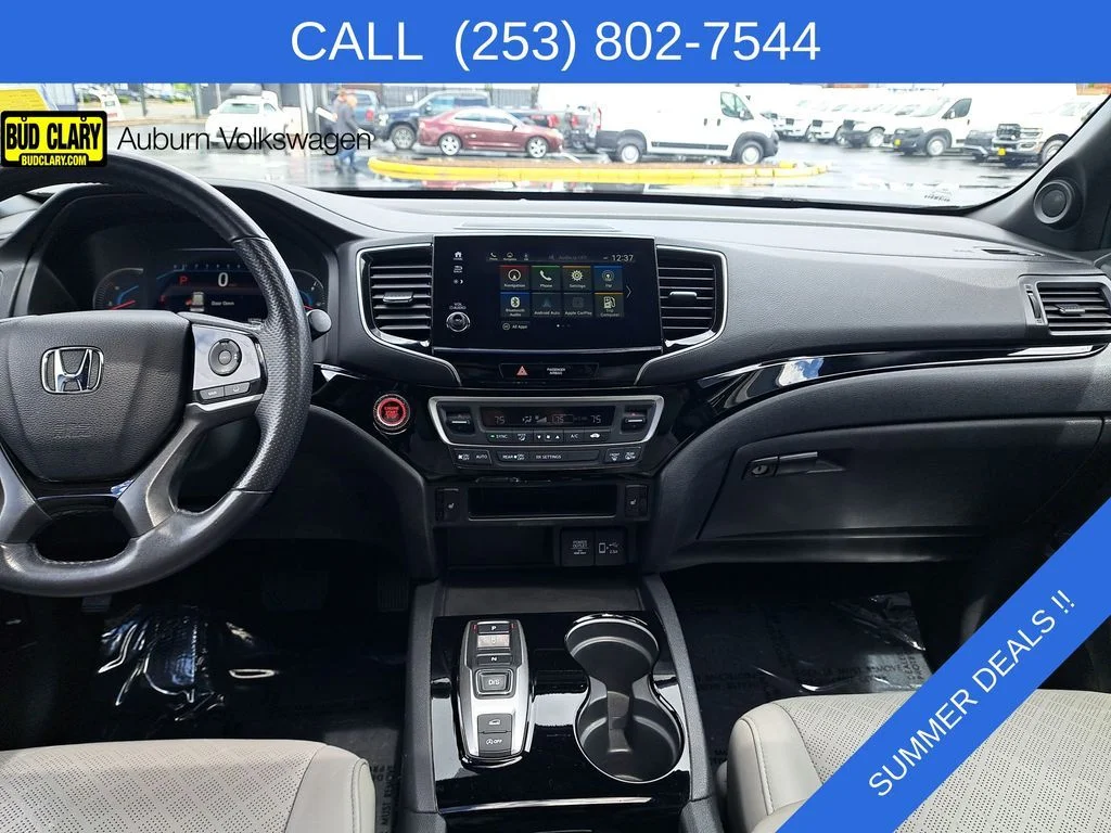 Used 2019 Black Honda Touring image 21