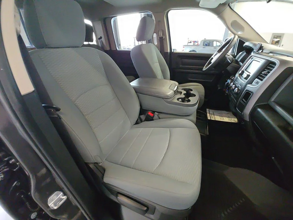 Used 2019 Gray Ram Tradesman image 30