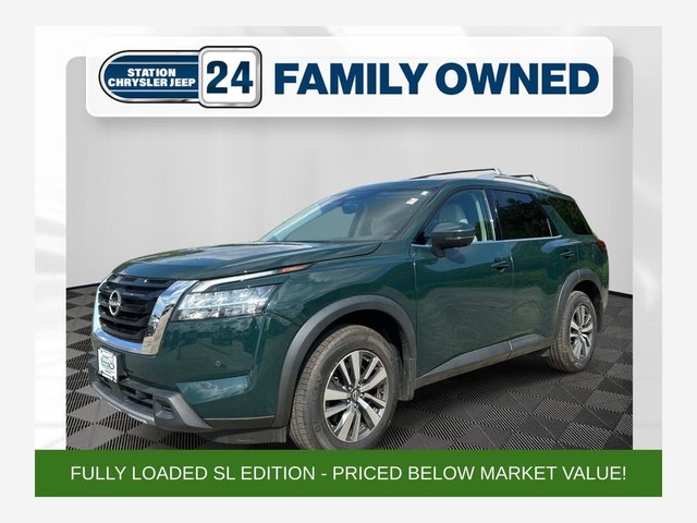 2023 Nissan Pathfinder SL