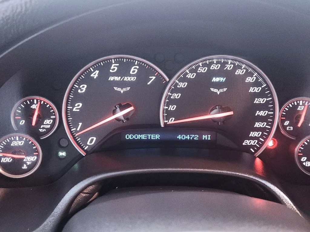 Used 2006 Red Chevrolet Base image 15