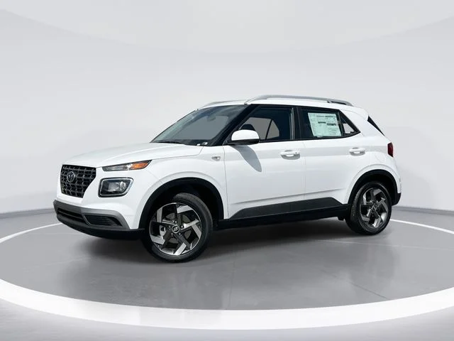 Used 2026 White Hyundai SEL image 1