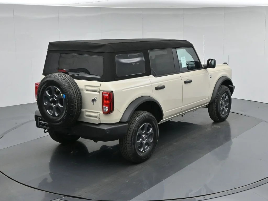 New 2026 Desert Sand Ford Big Bend image 33