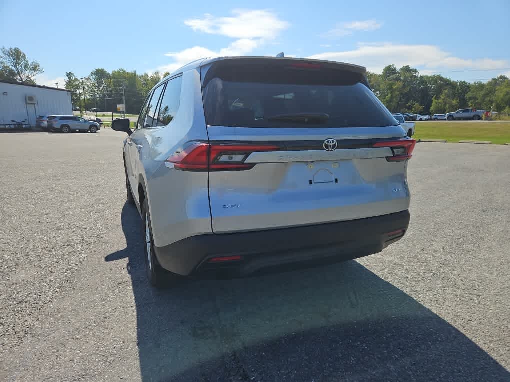 New 2026 Celestial Silver Metallic Toyota Hybrid XLE image 4