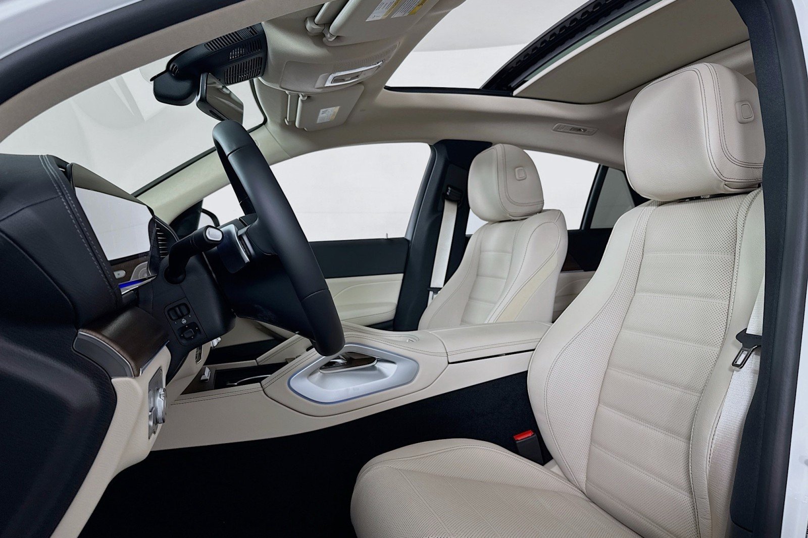 New 2026 Polar White Mercedes-Benz GLE 450 4MATIC® Coupe image 16