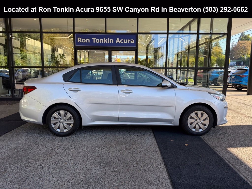 Used 2018 Silky Silver Kia S image 8