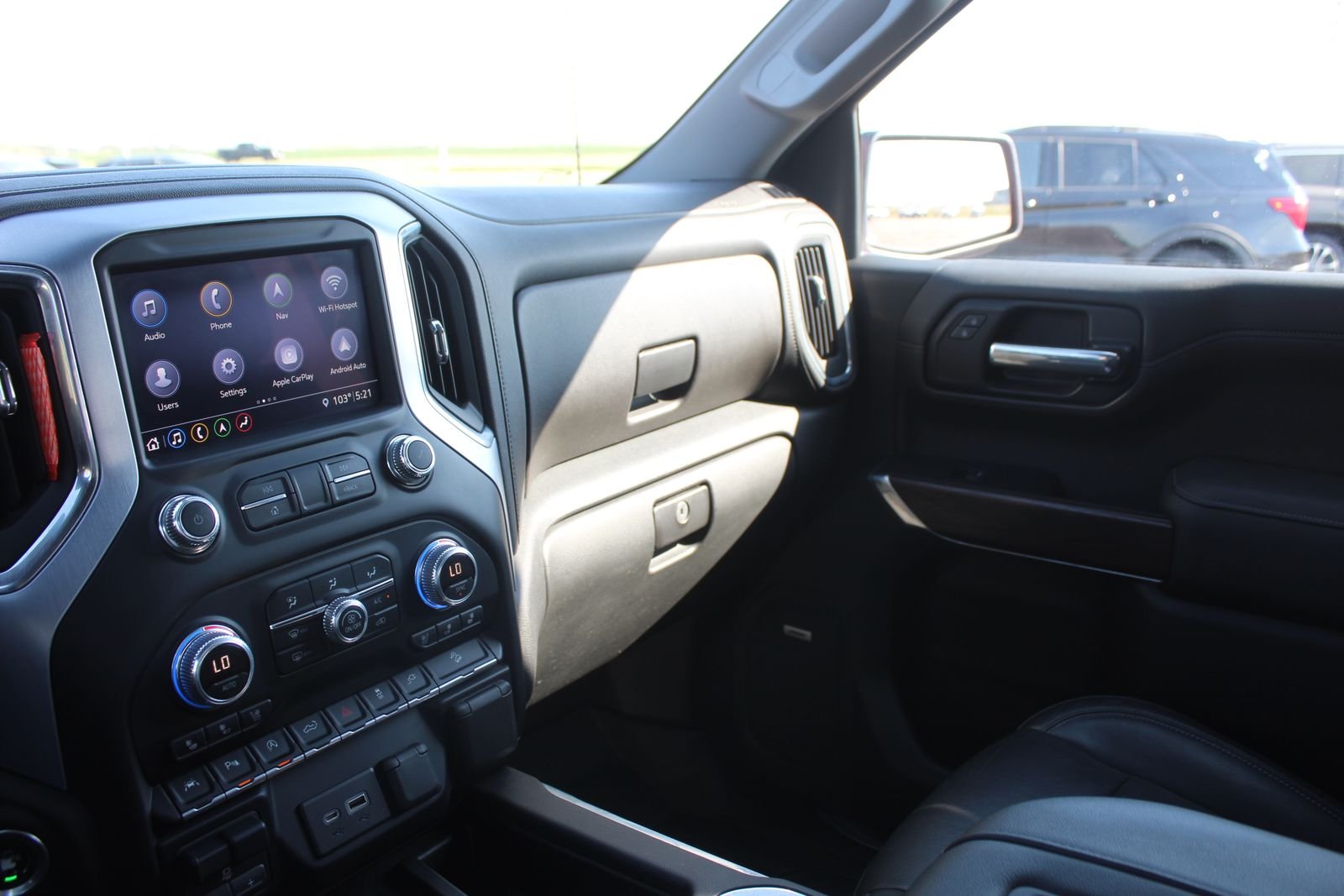 Used 2019 Cardinal Red GMC SLT image 18