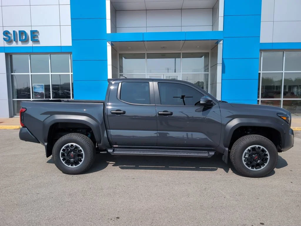 2024 Toyota Tacoma 4WD