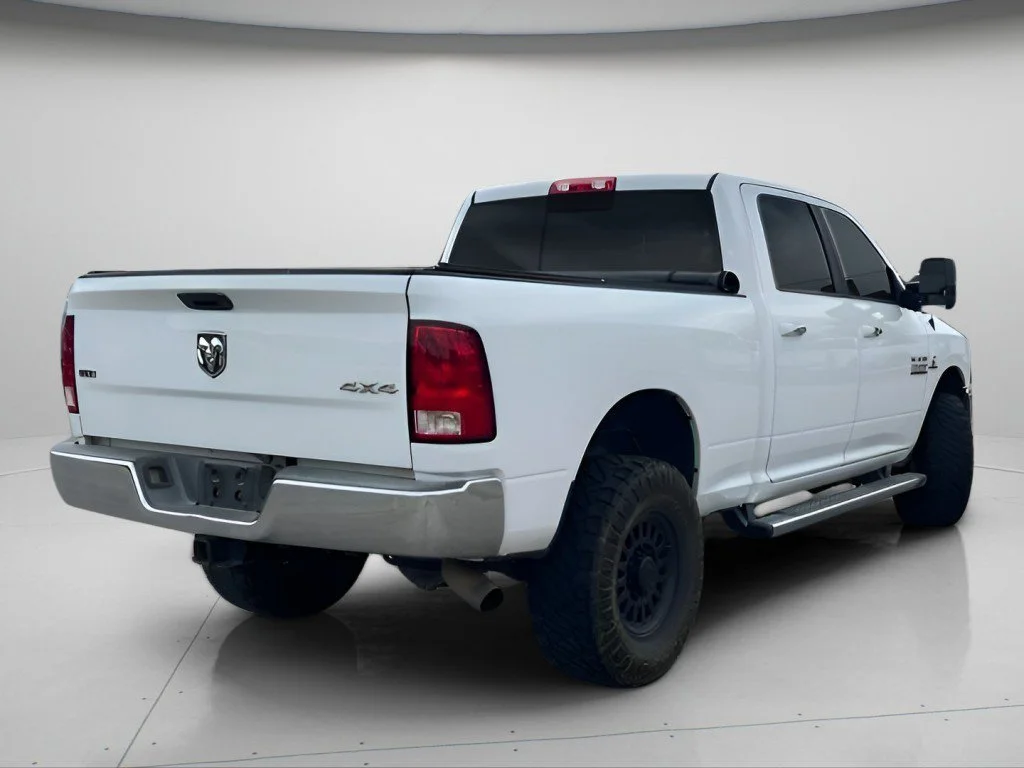 Used 2014 Bright White Clearcoat Ram SLT image 6