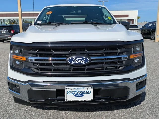 Certified Used 2025 Oxford White Ford XLT image 9