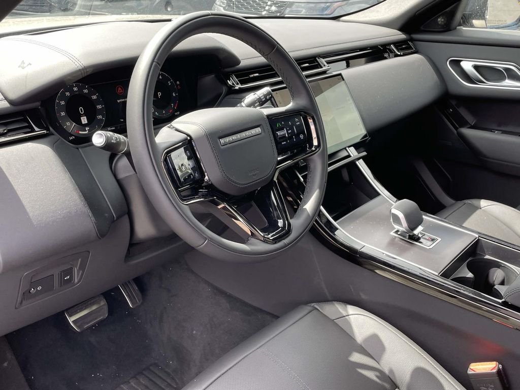 New 2026 Batumi Gold Land Rover Dynamic SE image 13