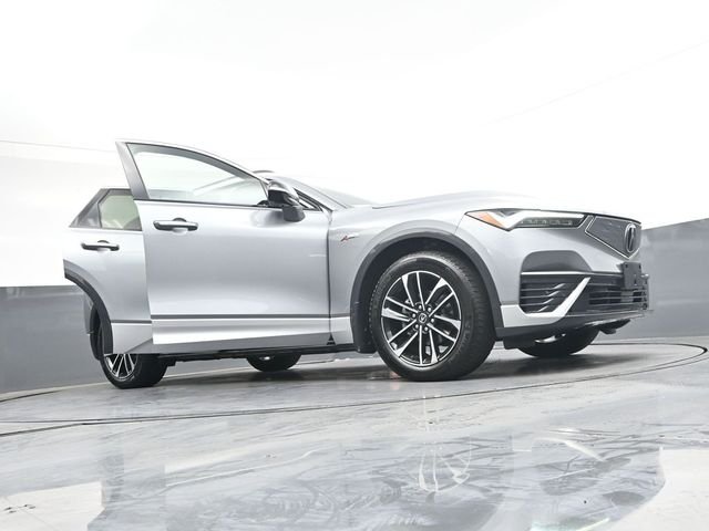 Used 2024  Acura Base image 41