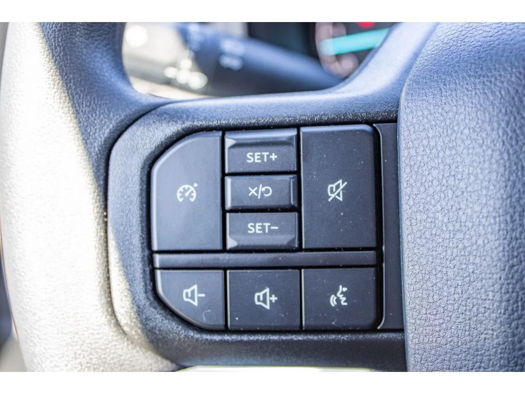 New 2026 OXFORD WHITE Ford XLT image 38
