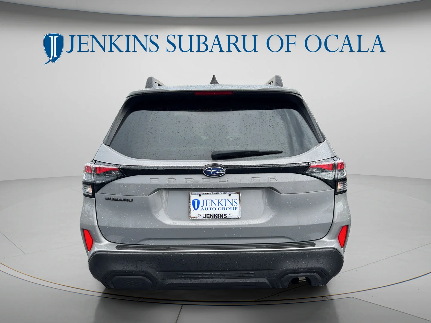 Used 2025 River Rock Pearl Subaru Premium image 4