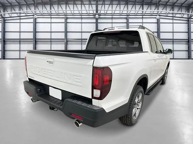 New 2026 Platinum White Pearl Honda RTL image 5