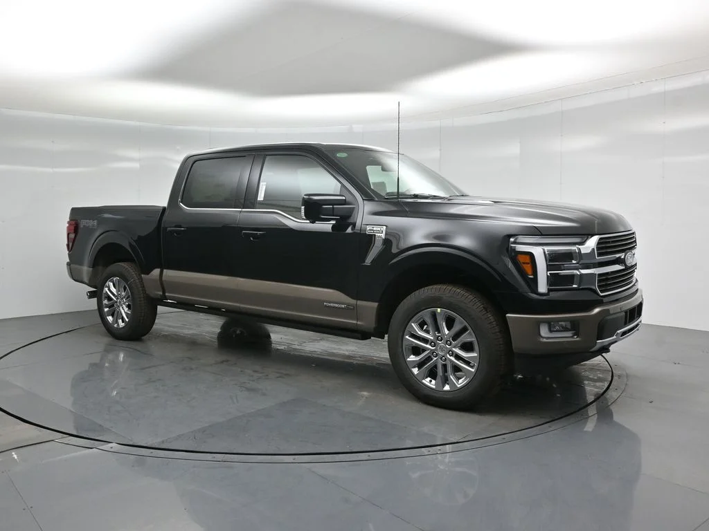 New 2026 Agate Black Metallic Ford King Ranch image 25
