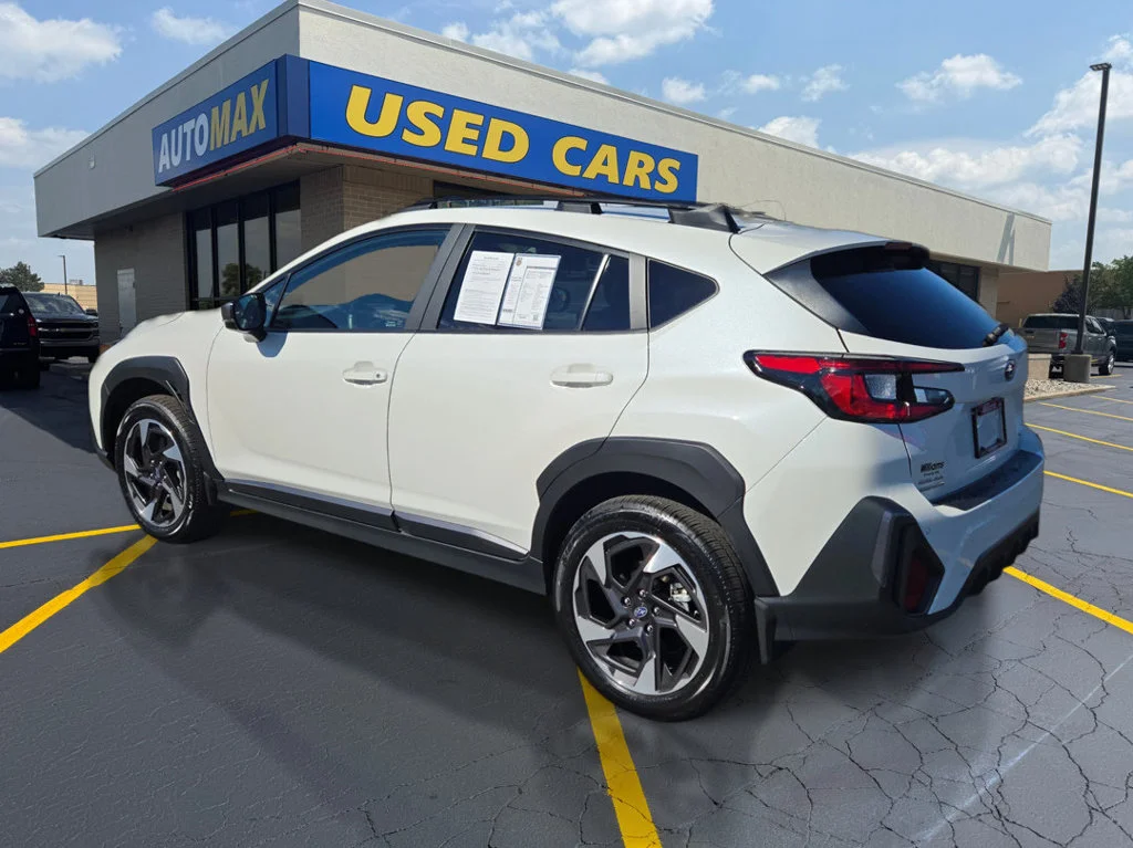 Used 2025 Crystal White Pearl Subaru Limited image 7