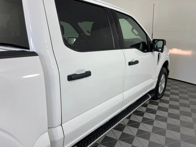 Used 2023 White Ford XLT image 9