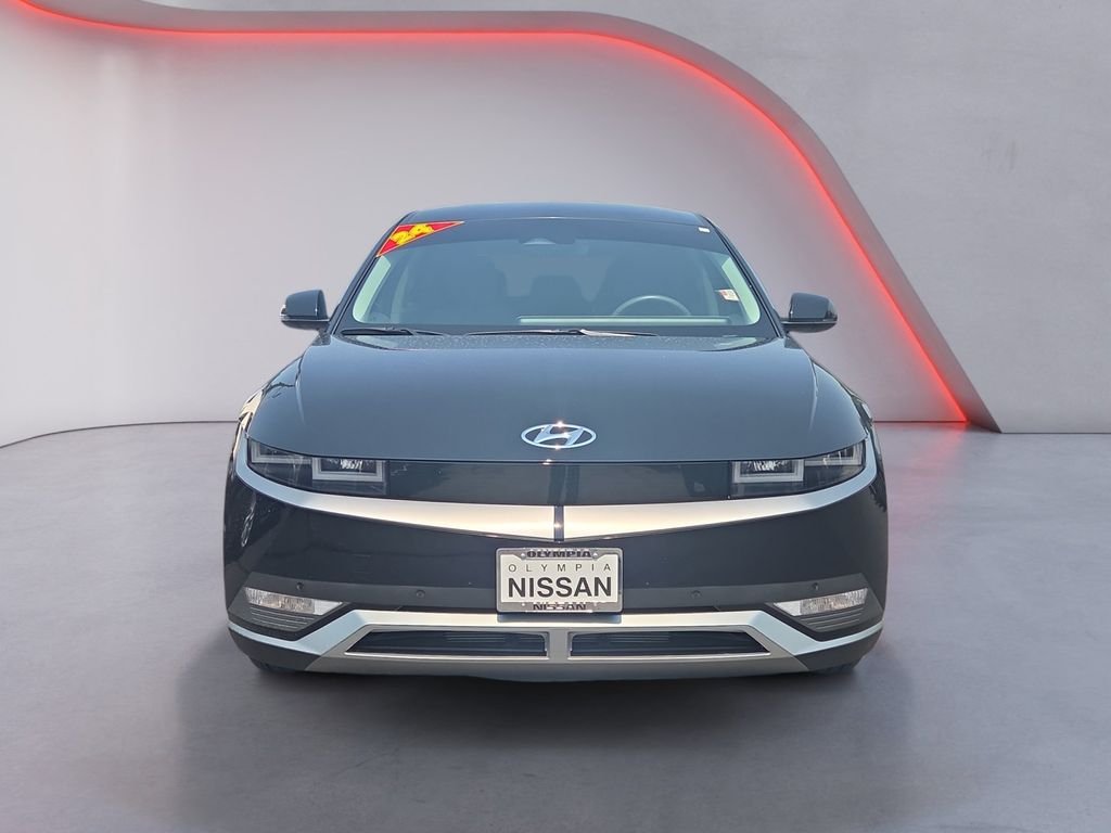 Used 2024 Black Hyundai SEL image 10