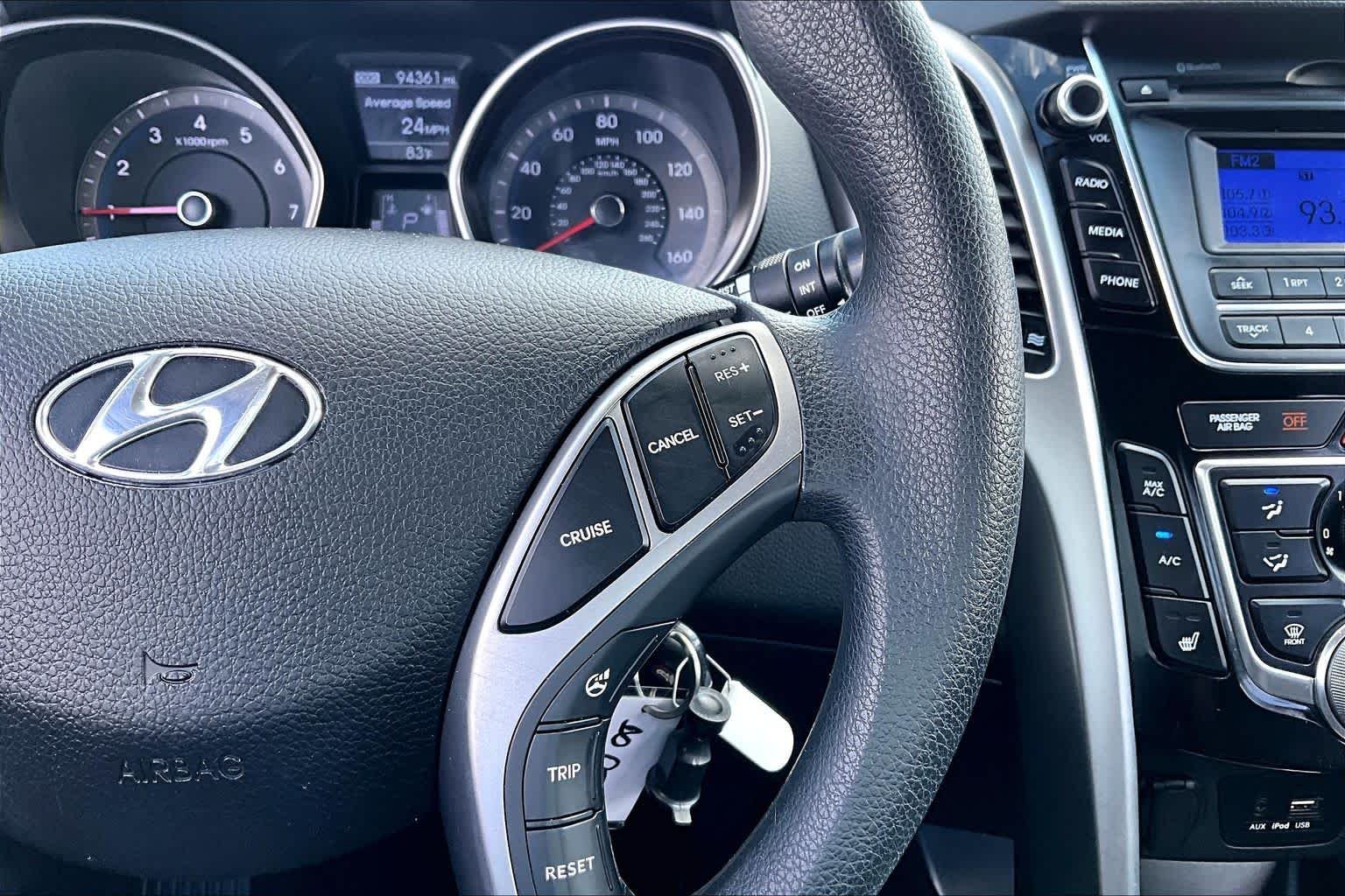 Used 2016 Titanium Gray Metallic Hyundai  image 25