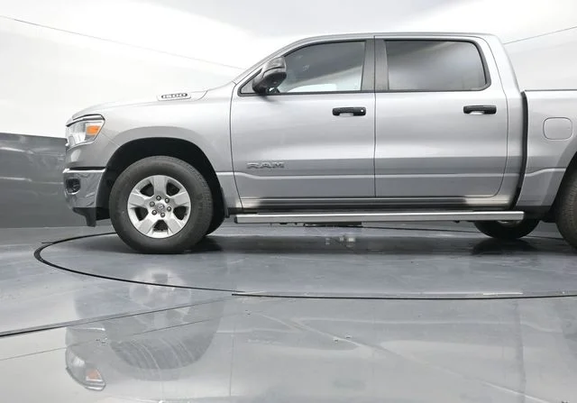 Used 2023 Silver Ram Big Horn/Lone Star image 34