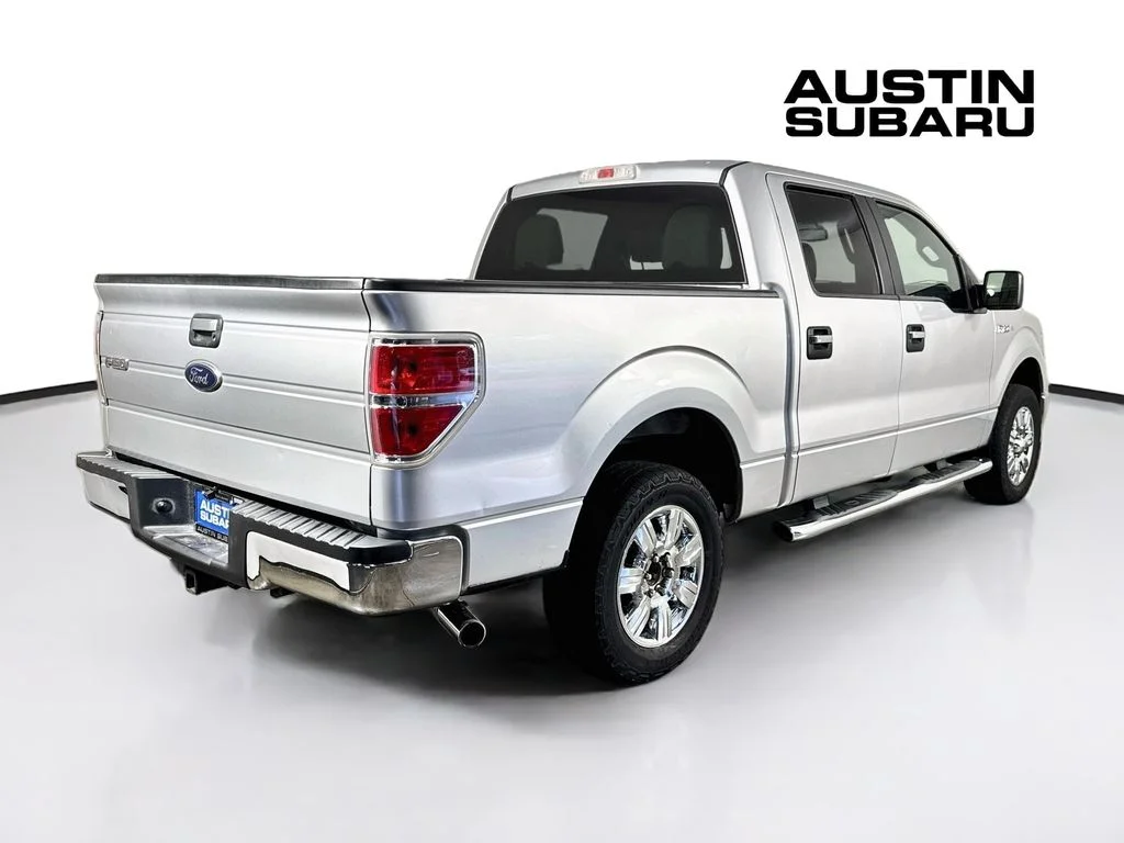 Used 2010 Gray Ford  image 7
