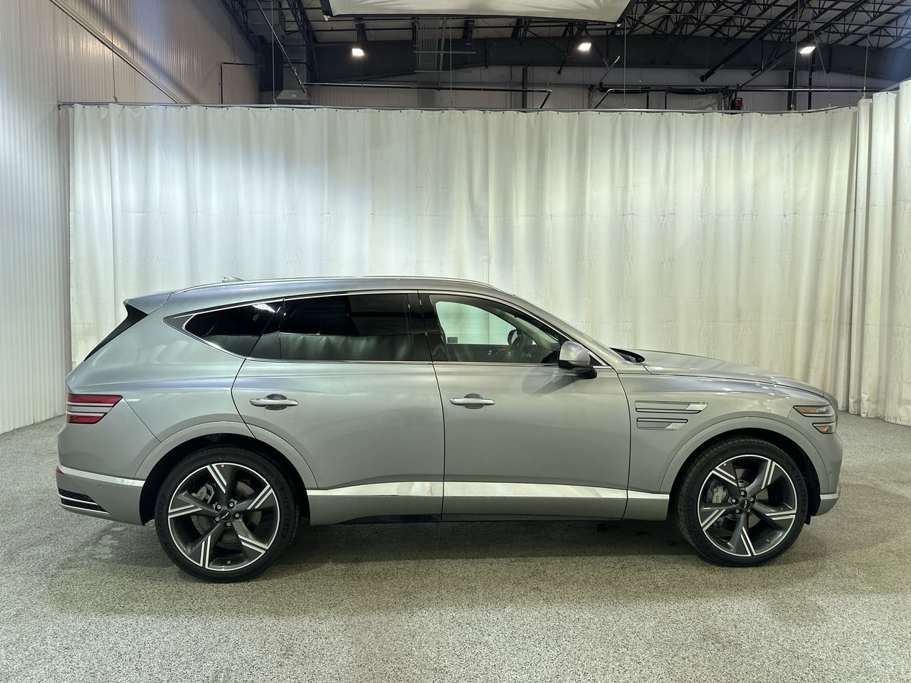 New 2026 Savile Silver Genesis 2.5T PRESTIGE image 5