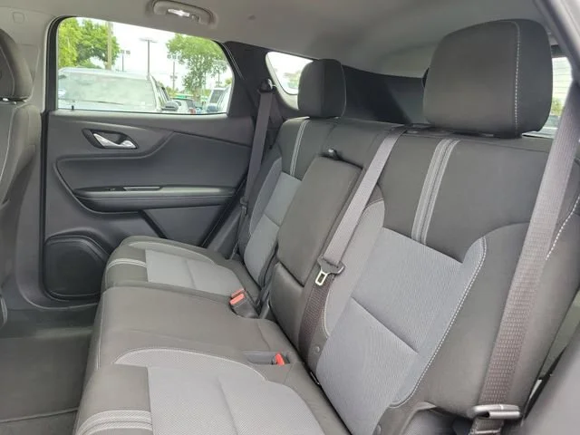2025 Chevrolet Blazer 2LT - Photo 12