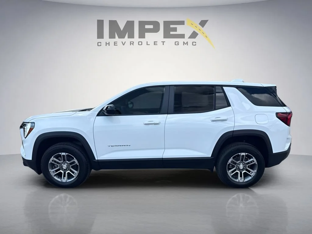 New 2027 Summit White GMC Elevation image 2