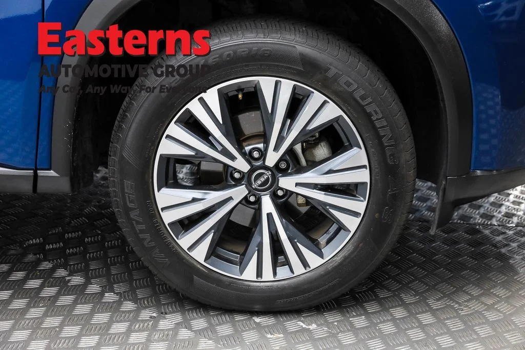 Used 2023 Blue Nissan SV image 30