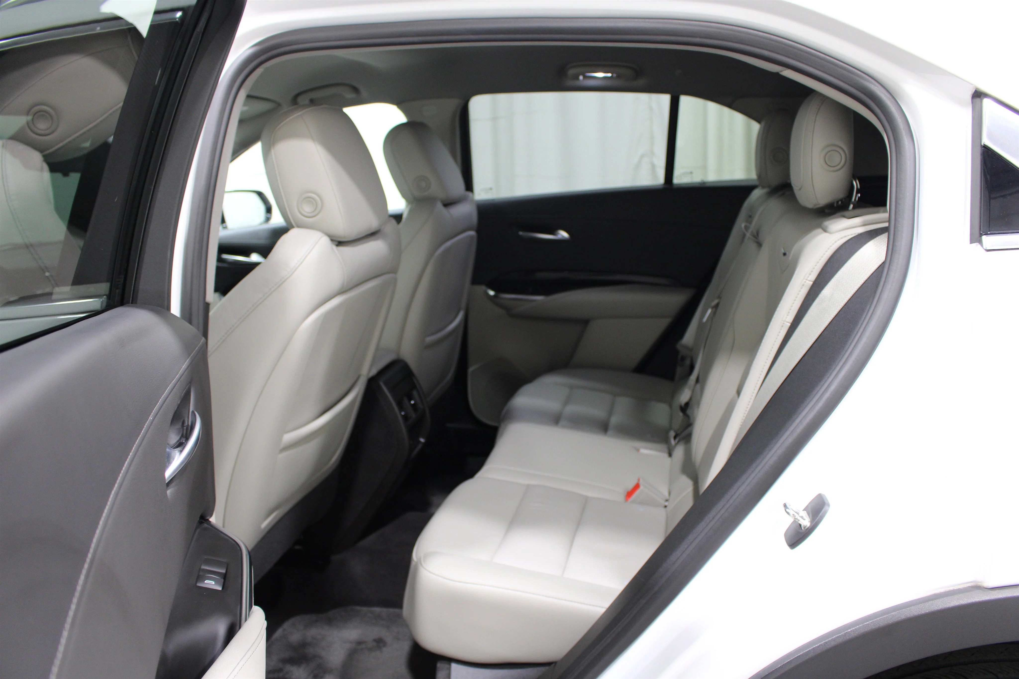 2023 Cadillac XT4 Premium Luxury - Photo 22