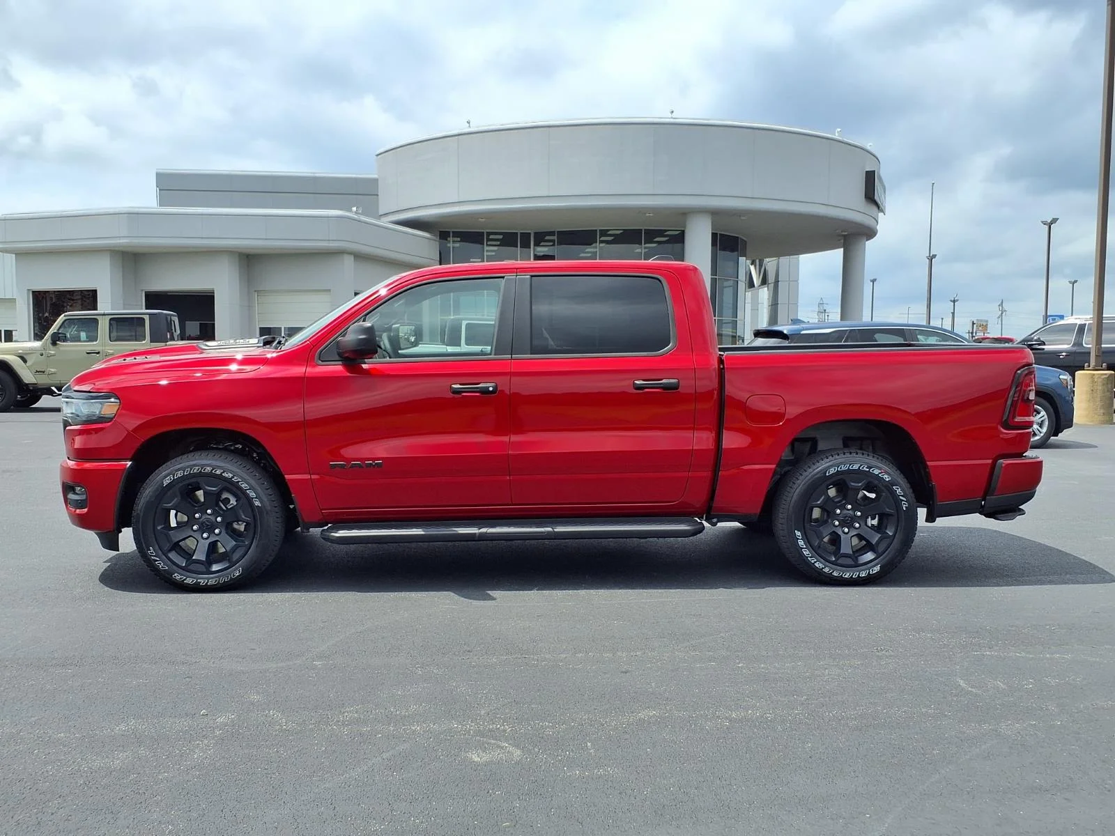 New 2026 Molten Red Pearlcoat RAM Express image 19