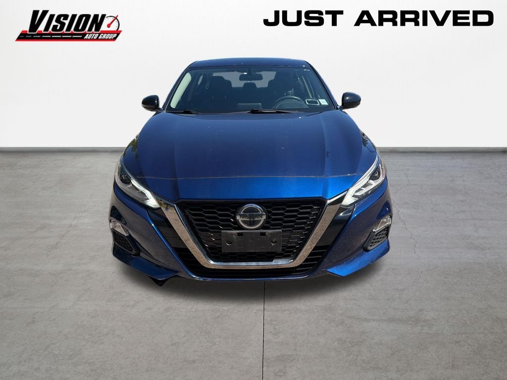 Used 2019 Nissan Altima SR with VIN 1N4BL4CW6KN325433 for sale in Webster, NY