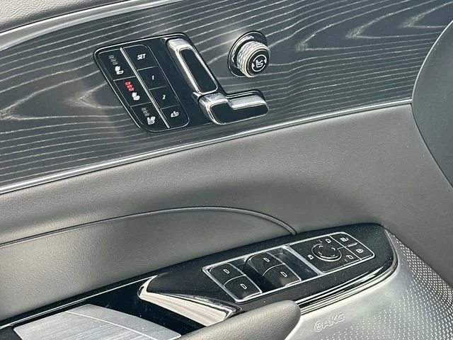 2025 Cadillac LYRIQ Sport 2 - Photo 14