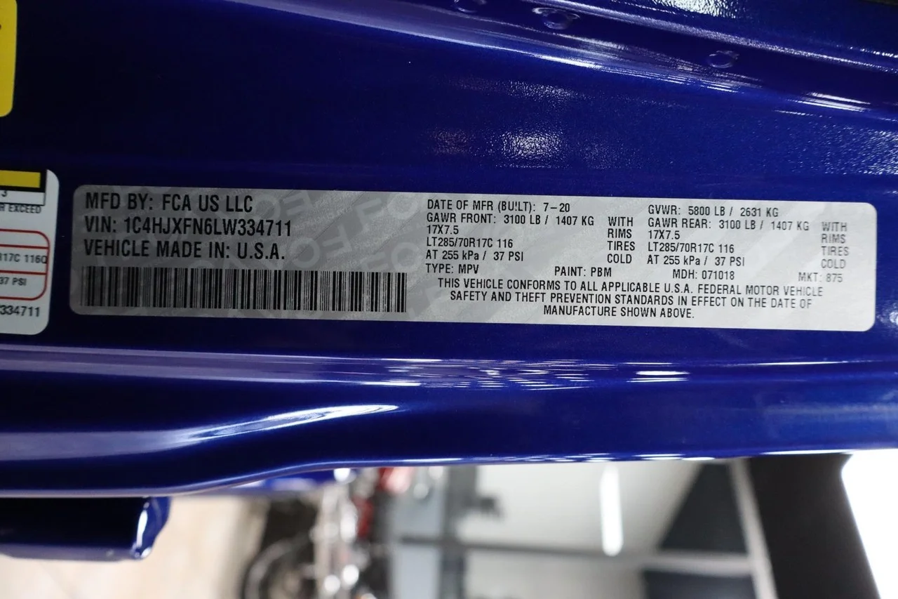 Used 2020 Ocean Blue Metallic Clear Coat Jeep Rubicon image 43