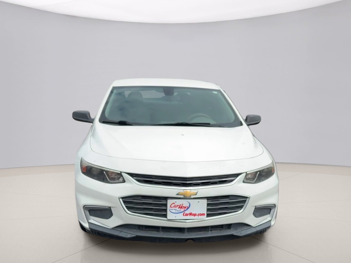 Used 2017 White Chevrolet LS image 8
